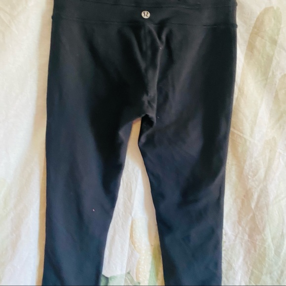 Lululemon Crop Leggings 🌵4 - Picture 5 of 7